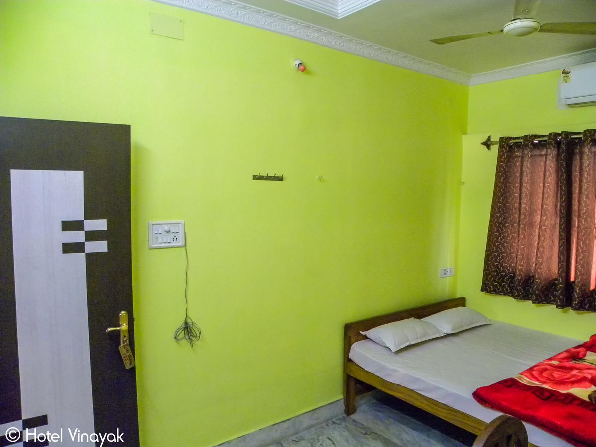 Hotel Vinayak Malda Exterior photo